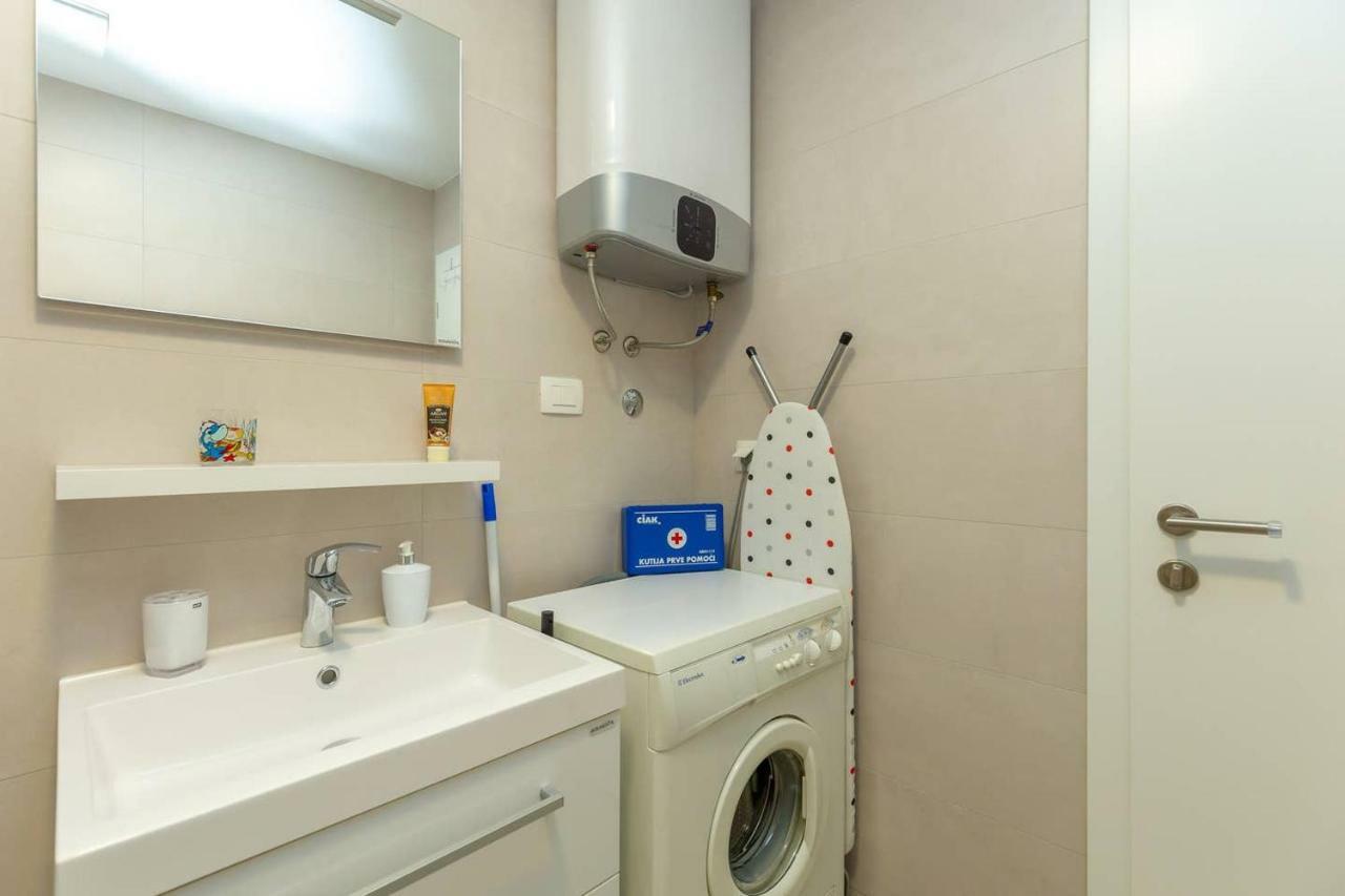 Charming Cozy Apartment Solitudo Дубровник Екстериор снимка